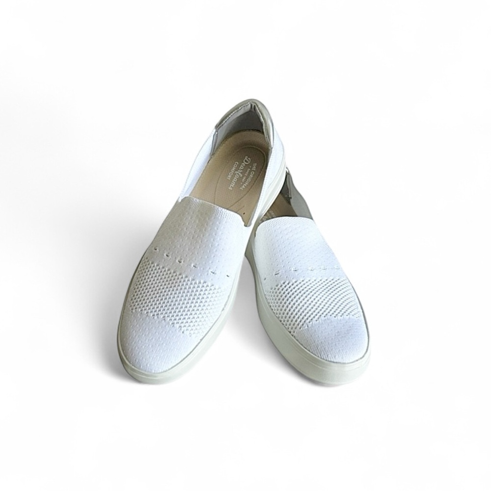 Sophie White Knit Slip-On Comfort Sneakers | Dearfoams 7.5